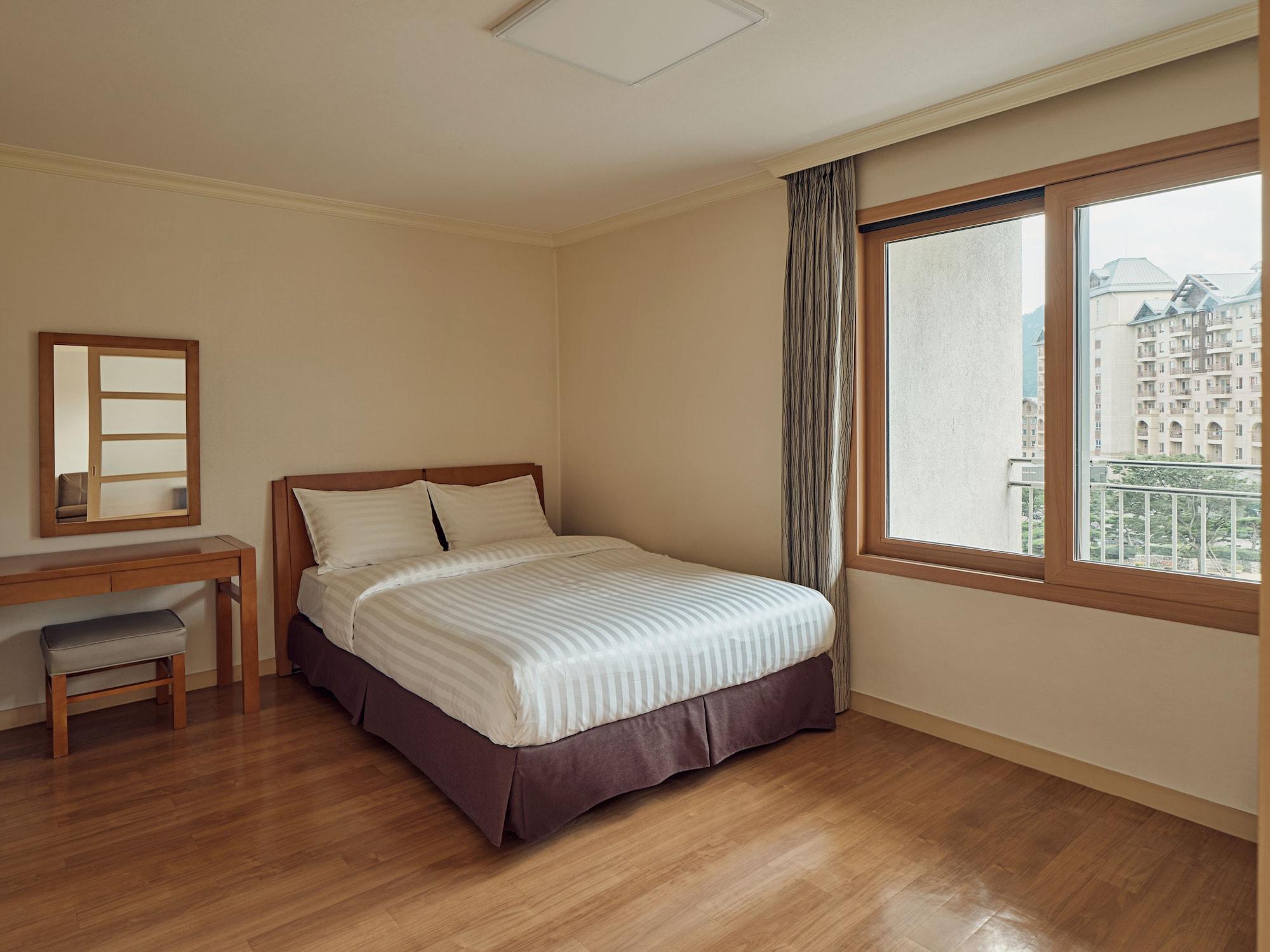 Delpino Hotel Sokcho Exterior photo